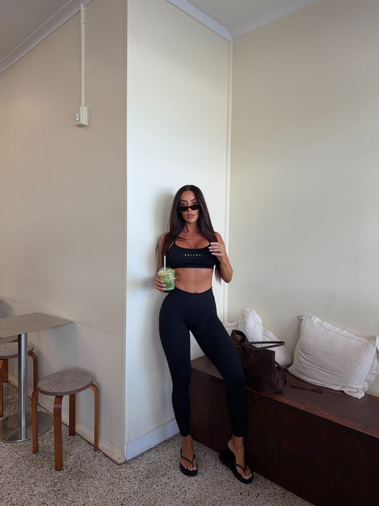Contour Mini Crop - Black