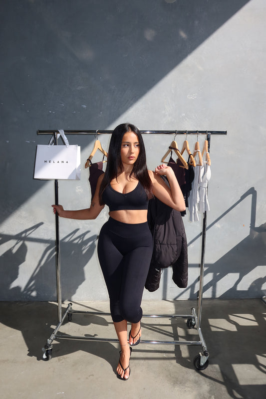 Dynamic Capris - Black