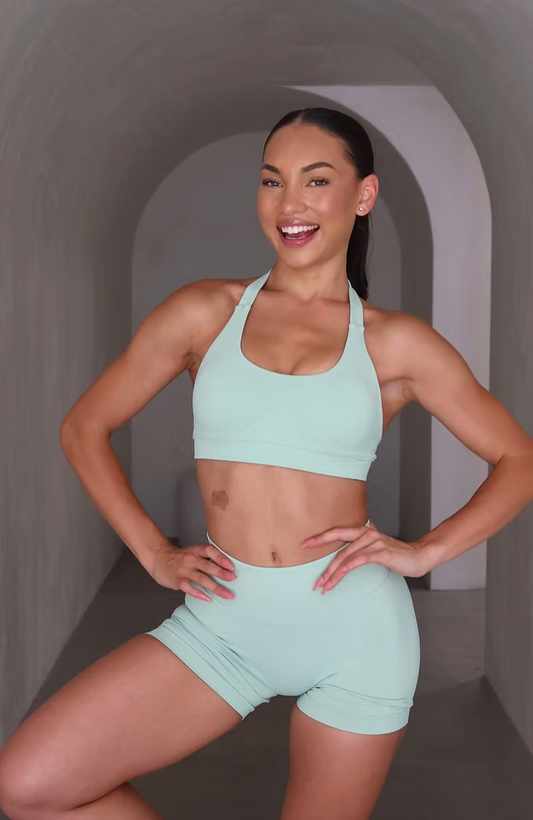 Dynamic Halter Bra - Pear